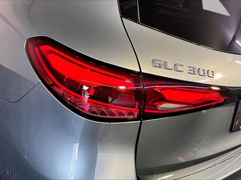 New 2026 Mercedes-Benz GLC 300 4MATIC image 5