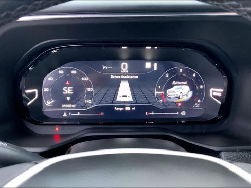 Used 2023 GMC Yukon Denali image 25