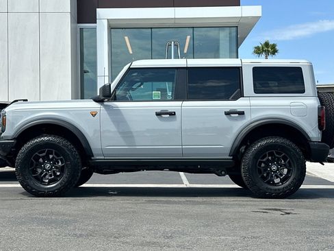 New 2026 Ford Bronco Badlands AWD/4WD image 6