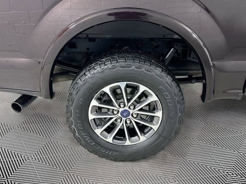 Certified 2019 Ford F150 XLT w/ Equipment Group 302A Luxury image 28