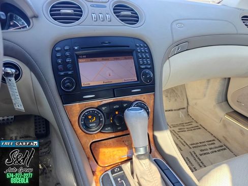 Used 2009 Mercedes-Benz SL 550 image 18