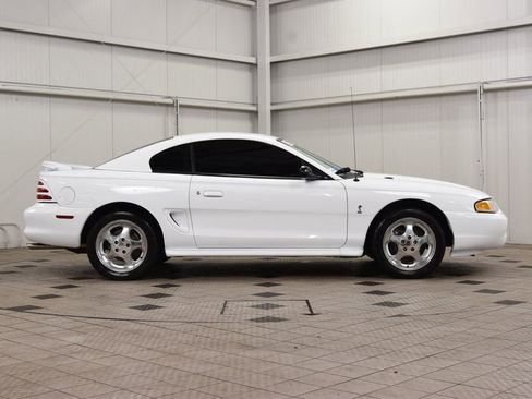 Used 1994 Ford Mustang Cobra RWD image 9
