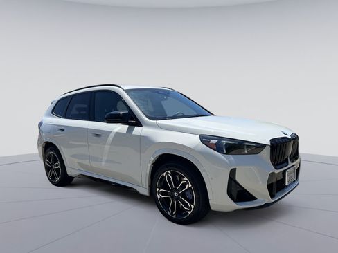 Used 2024 BMW X1 M35i w/ Shadowloine Package AWD/4WD image 15