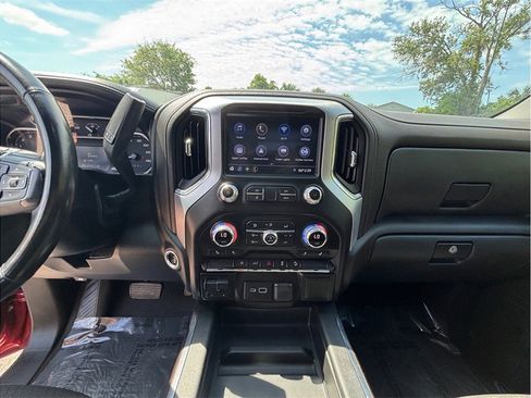 Used 2021 GMC Sierra 1500 Elevation w/ X31 Off-Road Package AWD/4WD image 11