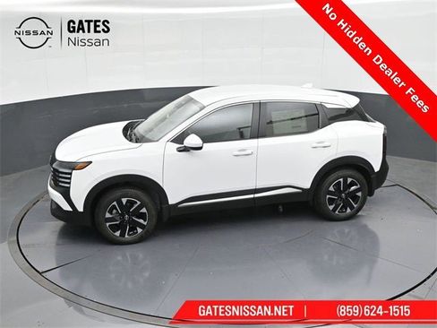 New 2025 Nissan Kicks SV image 50