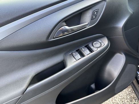 Used 2025 Buick Envista Preferred w/ Convenience I Package image 14