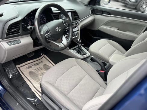 Used 2020 Hyundai Elantra Value Edition image 12