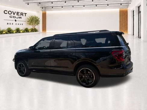 Used 2023 Ford Expedition Max Limited AWD/4WD image 9