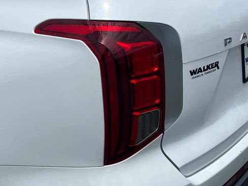 Used 2024 Hyundai Palisade SEL FWD image 11