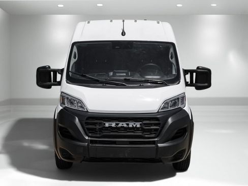 Used 2023 RAM ProMaster 2500 FWD image 4