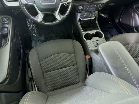 Used 2019 GMC Terrain SLE FWD image 25