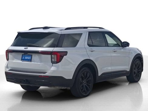 Used 2025 Ford Explorer ST-Line w/ Premium Package RWD image 6