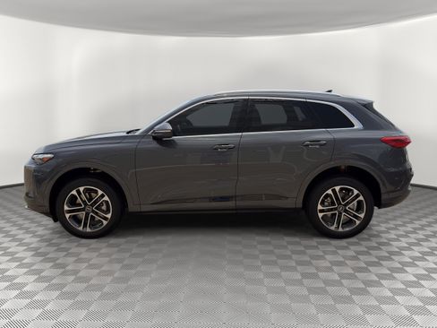 New 2026 Audi Q5 Premium AWD/4WD image 2