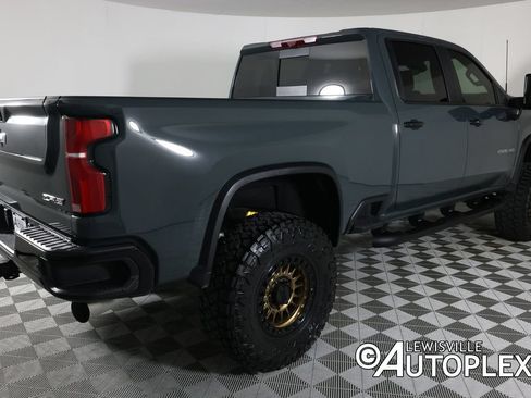 Used 2026 Chevrolet Silverado 2500 ZR2 AWD/4WD image 5