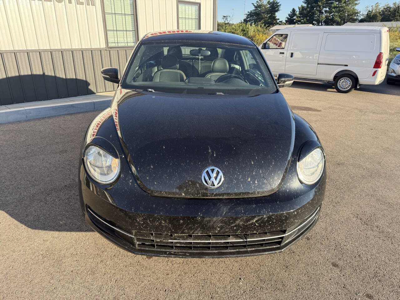 Used 2013 Volkswagen Beetle TDI FWD image 3