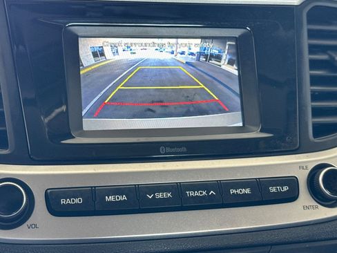 Used 2018 Hyundai Accent SE image 17