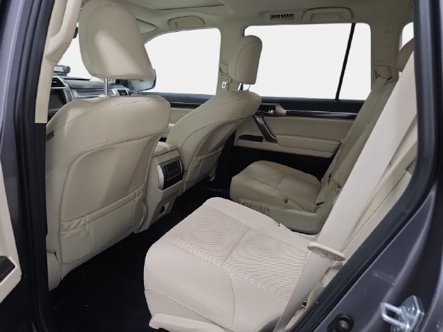 Used 2021 Lexus GX 460 Premium AWD/4WD image 12