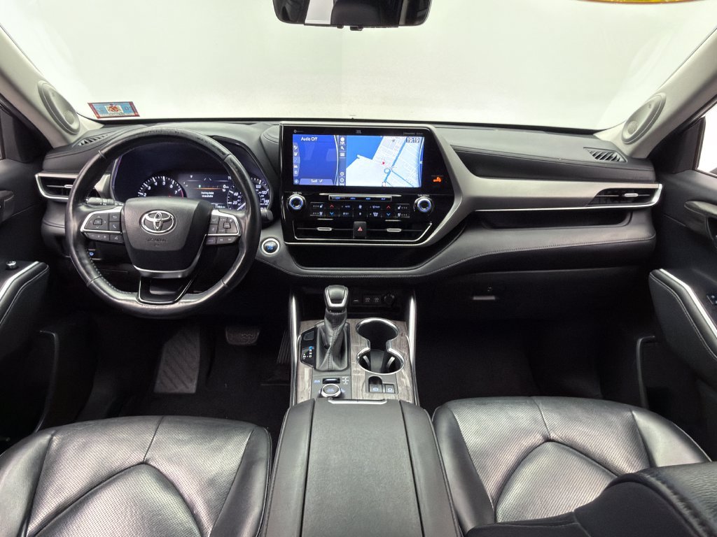 Used 2020 Toyota Highlander Platinum AWD/4WD image 42