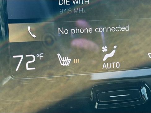 Used 2021 Volvo XC60 T5 Momentum image 21