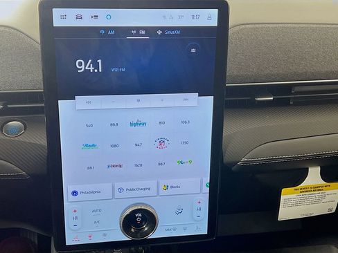 Used 2025 Ford Mustang Mach-E Premium w/ Interior Protection Package image 17