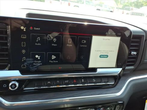 New 2026 GMC Sierra 1500 SLT image 15