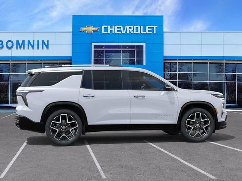 New 2026 Chevrolet Traverse High Country AWD/4WD image 6
