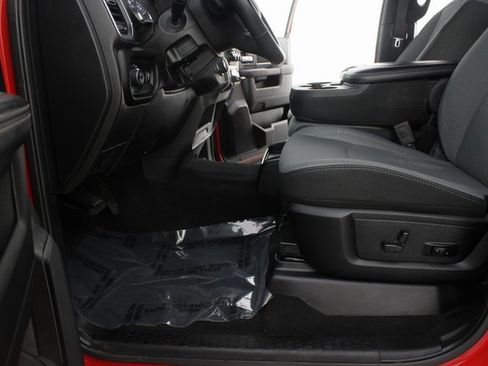 Used 2024 RAM 2500 Big Horn w/ Bed Utility Group image 15