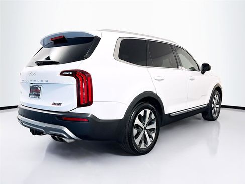 Used 2022 Kia Telluride EX w/ EX Premium Package FWD image 42