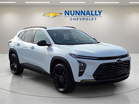 New 2026 Chevrolet Trax ACTIV w/ Sunroof Package image 7