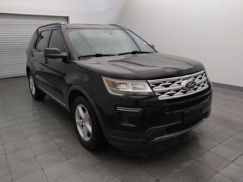 Used 2018 Ford Explorer XLT FWD image 13