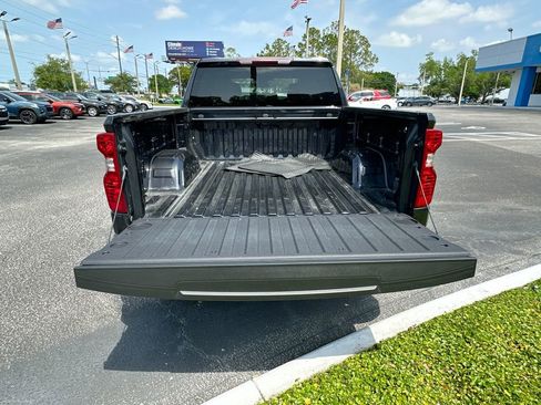 Used 2023 Chevrolet Silverado 1500 LT image 25