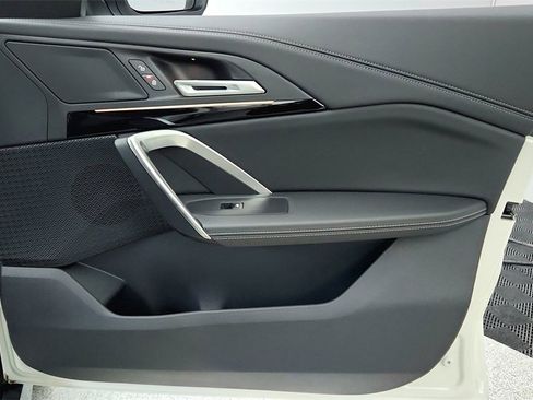 Used 2025 BMW X1 xDrive28i w/ Convenience Package image 15