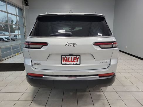 New 2025 Jeep Grand Cherokee L Limited w/ Trailer Tow Package image 5