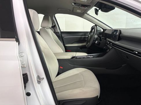 Used 2025 Hyundai Sonata SEL FWD image 38