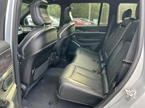 Used 2023 Jeep Grand Cherokee Overland w/ Luxury Tech Group IV image 49