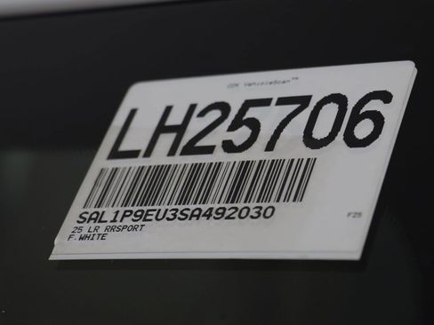 Certified 2025 Land Rover Range Rover Sport SE AWD/4WD image 25
