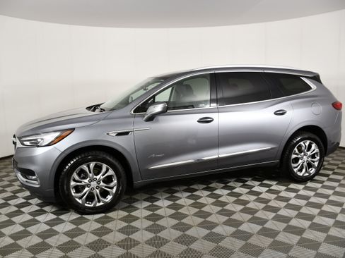 Used 2021 Buick Enclave Avenir w/ Avenir Technology Package AWD/4WD image 9