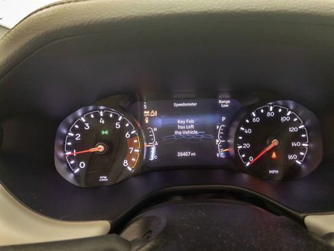 Used 2025 Jeep Compass Limited image 15