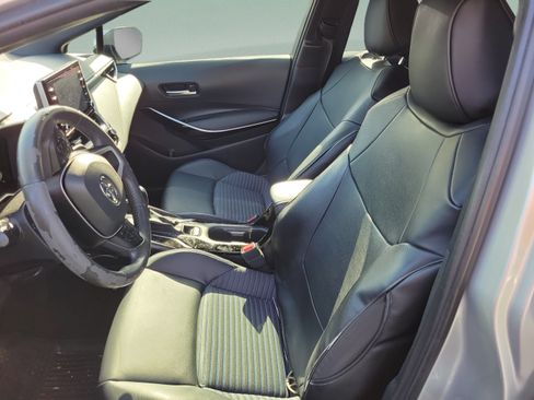 Used 2020 Toyota Corolla XSE FWD image 9