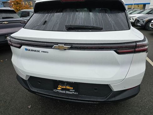 New 2026 Chevrolet Equinox EV LT image 13