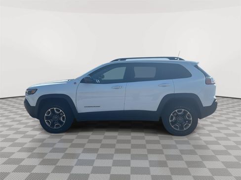 Used 2019 Jeep Cherokee Trailhawk w/ Cold Weather Group AWD/4WD image 24