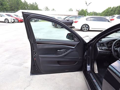Used 2014 BMW 550i xDrive Sedan AWD/4WD image 36