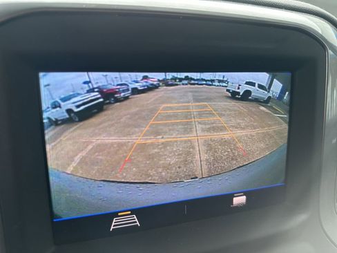 Used 2022 Chevrolet Silverado 1500 Custom AWD/4WD image 15