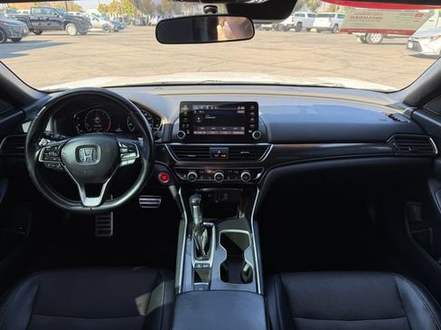 Used 2018 Honda Accord Sport image 16