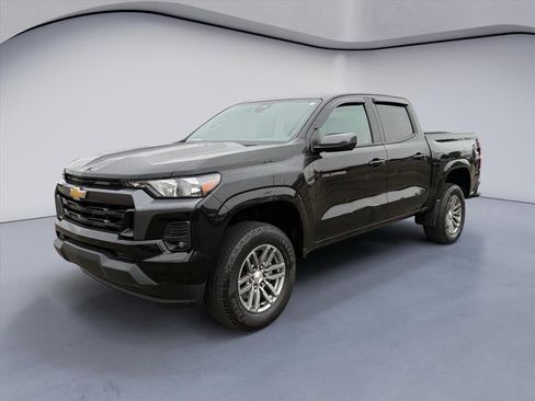 Used 2023 Chevrolet Colorado LT w/ LT Convenience Package II image 1