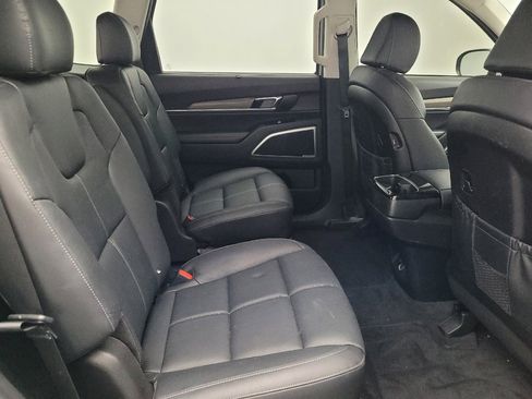 Used 2022 Kia Telluride EX w/ EX Premium Package image 19