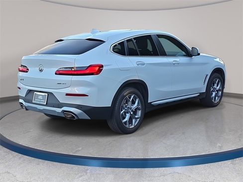 Used 2024 BMW X4 xDrive30i w/ Parking Assistance Package image 6