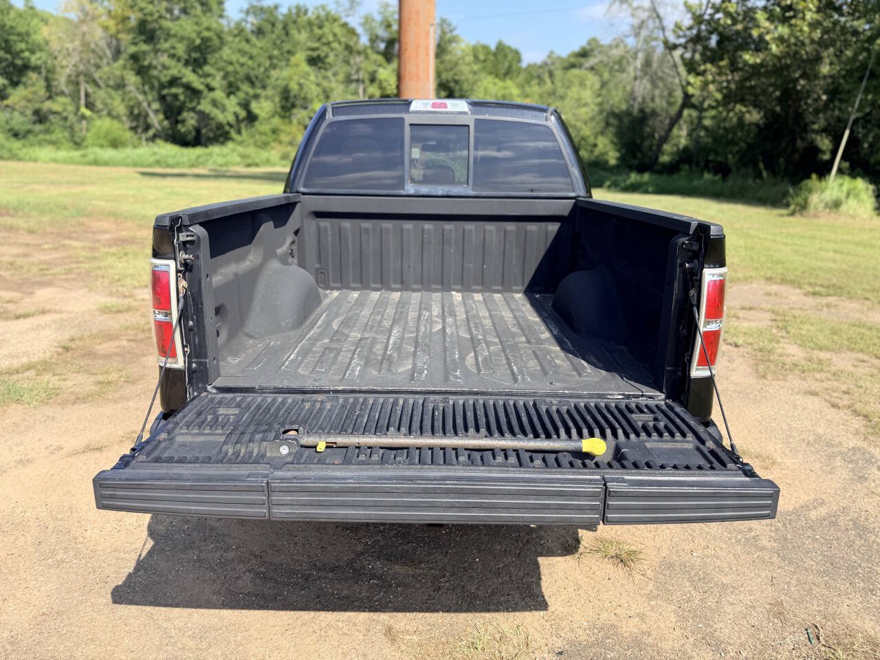 Used 2013 Ford F150 Platinum AWD/4WD image 11