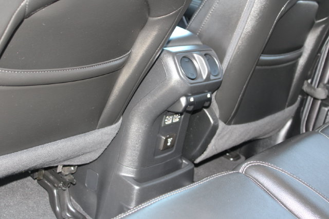 Used 2023 Jeep Wrangler Unlimited Sahara w/ Cold Weather Group AWD/4WD image 41