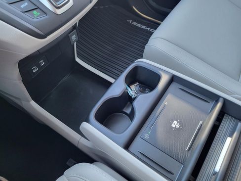 New 2026 Honda Odyssey EX-L image 18